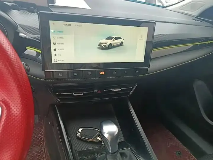 Roewe i5 2021 1.5L CVT Star Edition 13