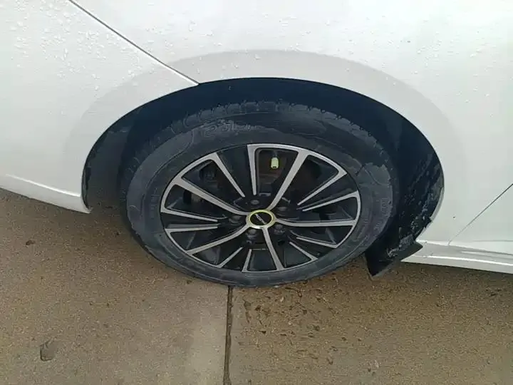 Roewe i5 2021 1.5L CVT Star Edition 23