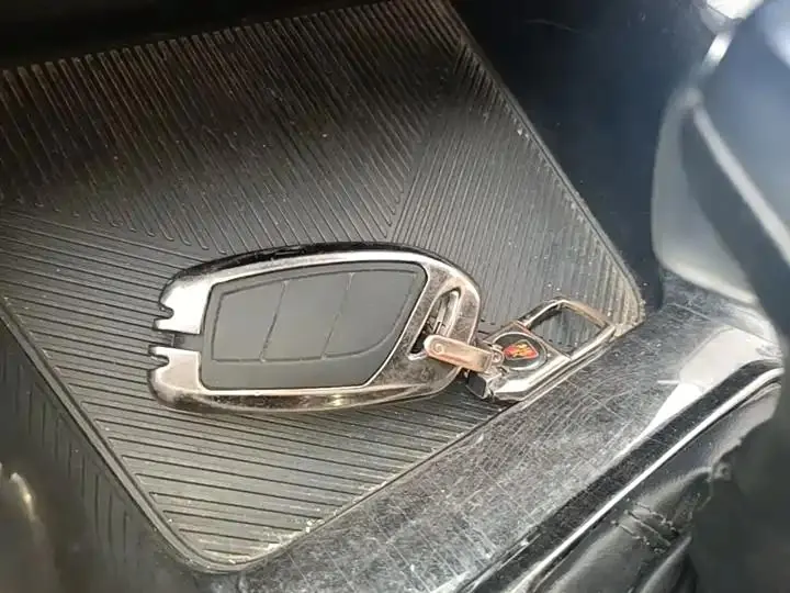Roewe i5 2021 1.5L CVT Star Edition 9