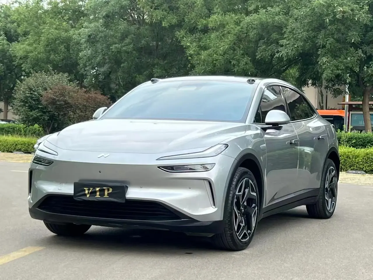 Открыть галерею: ONVO 2025 L60 60kWh rear drive version automatic gear