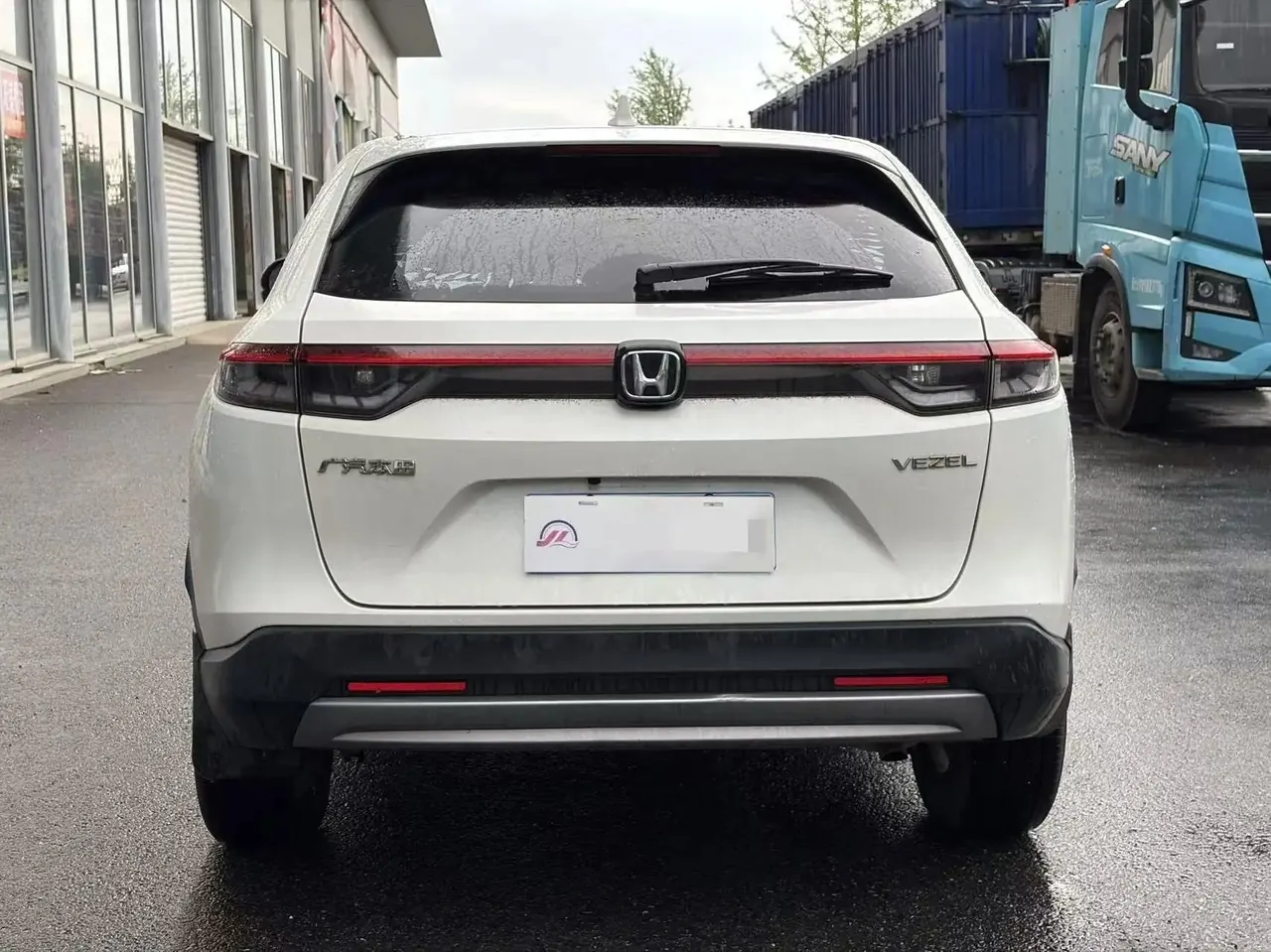 Vezel 2023, 1.5L CVT Mid-Grade Model 7