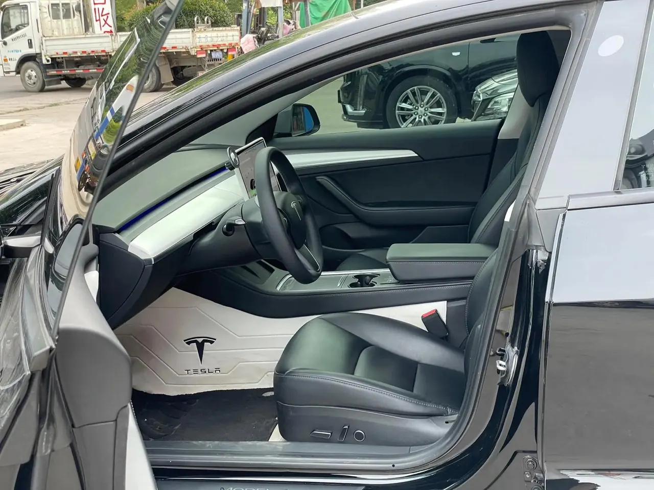 Model 3 2022 rear-wheel drive version 5