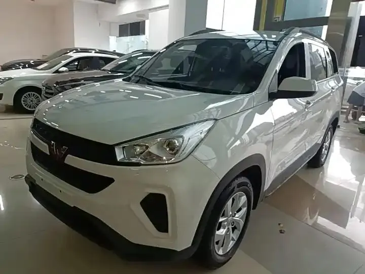 Open image lightbox: WuLing Hongguang S3 2019 1.5L Manual Standard Country VI