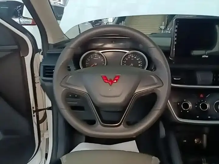 WuLing Hongguang S3 2019 1.5L Manual Standard Country VI 11