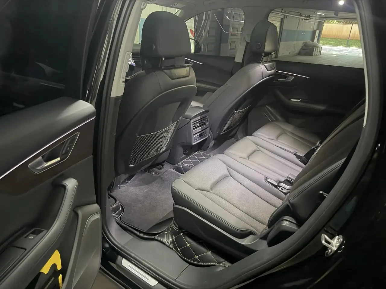 Audi Q7 (Imported) 2023 Q7 2.0TFSI 45TFSI Quattro S line Sport Automatic 4