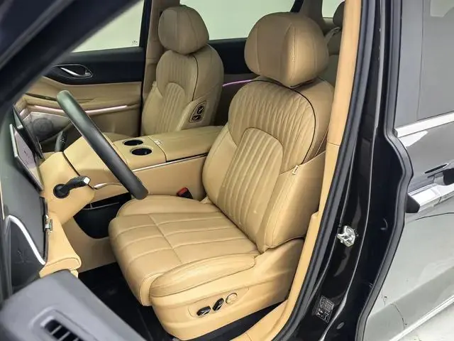 Voyah 2025 Model Dreamer PHEV 1.5T Four-Wheel-Drive Flagship Kunpeng Edition Automatic 5