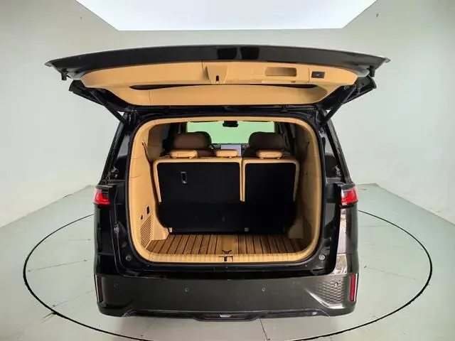 Voyah 2025 Model Dreamer PHEV 1.5T Four-Wheel-Drive Flagship Kunpeng Edition Automatic 7