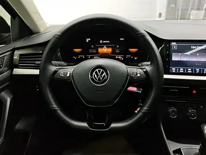 Langyi 2022 1.5L Auto Comfort Edition 15