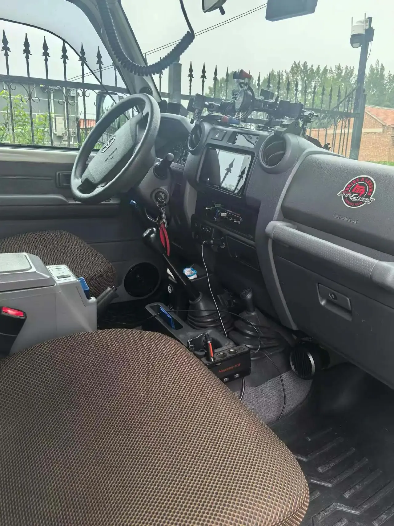 Land Cruiser (Imported) 2015, 4.0L V6, Middle East Low-Option Version 5