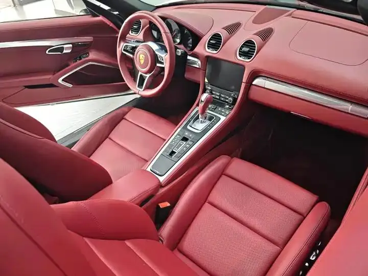 Porsche 718 2022 Boxster 2.0T 4