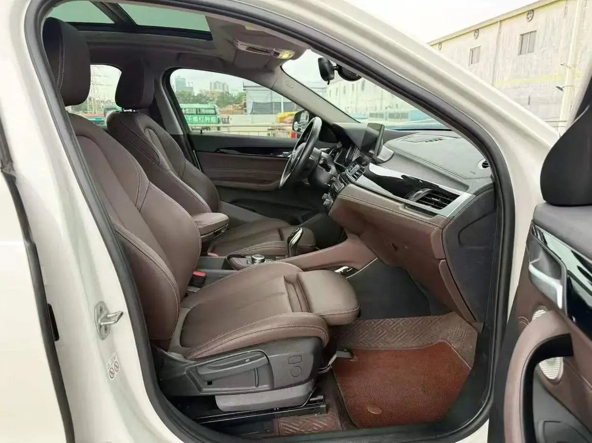 BMW 2023 X2 sDrive25i 2.0T M Off-Road Package Automatic 9