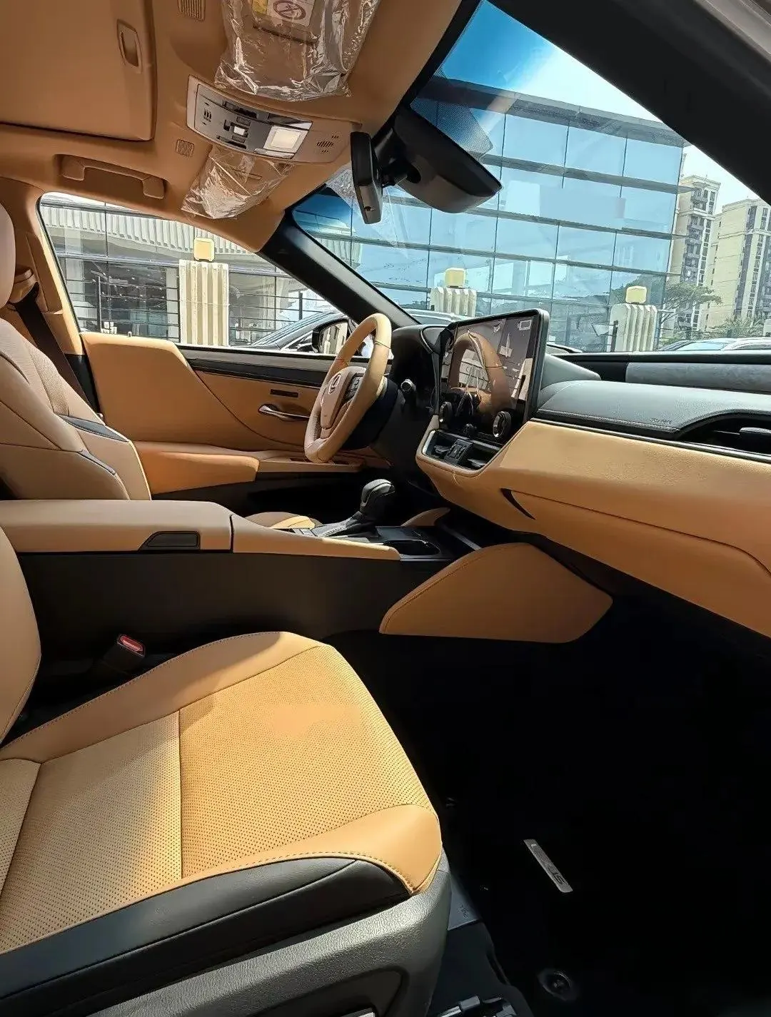 Lexus ES (Imported) 2025 ES200 2.0 CVT Prestige Edition Automatic 4