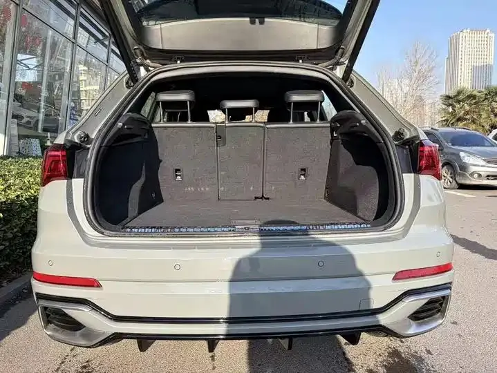 Audi Q3 2024 35 TFSI Fashion Dynamic 11