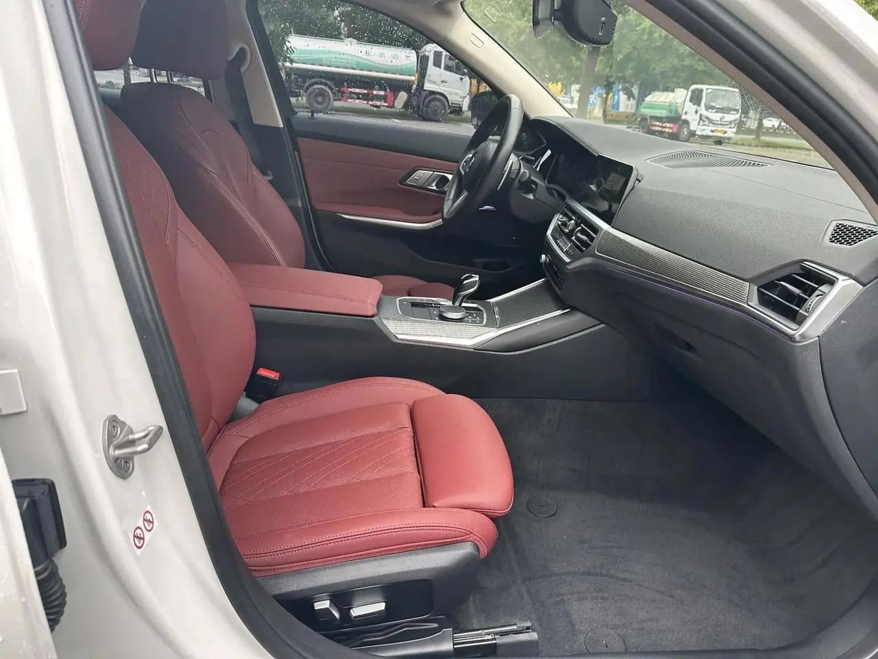 BMW 3 Series 2022 Changed 325i M Sports Night Suit 3