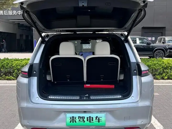 Li L8 2024 Pro 8