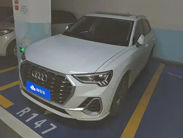 Audi Q3 2021 model 40 TFSI Sporty Edition - View 1