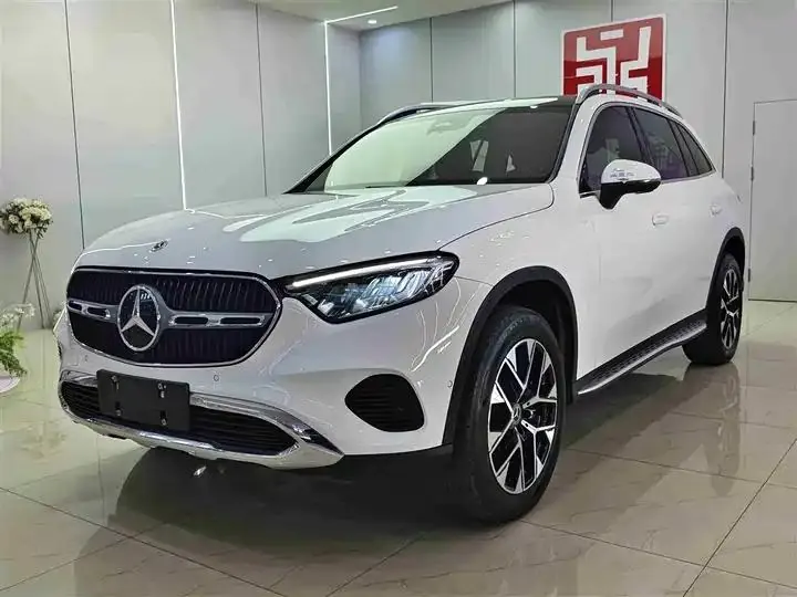 Mercedes Benz GLC 2023 GLC 260 L 4MATIC Dynamic 7-seat - View 1