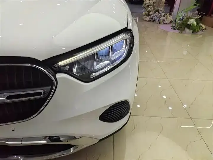 Mercedes Benz GLC 2023 GLC 260 L 4MATIC Dynamic 7-seat 10