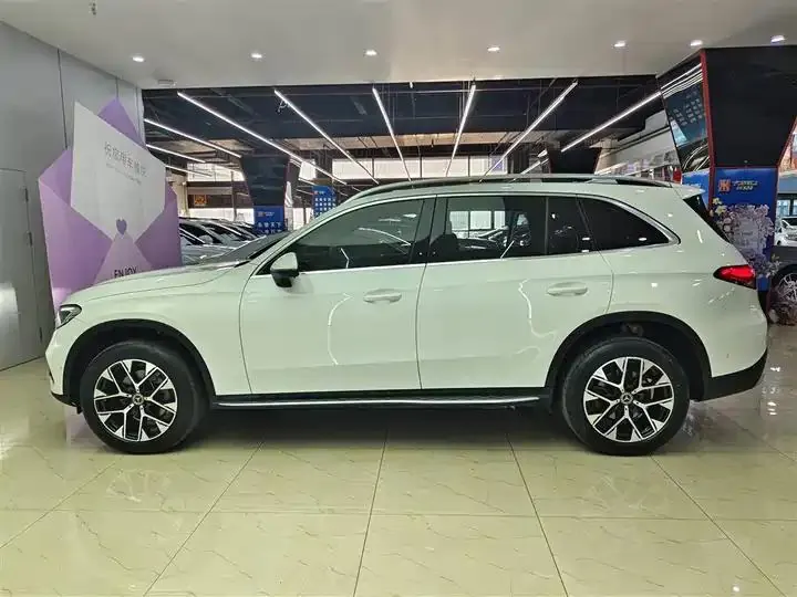 Mercedes Benz GLC 2023 GLC 260 L 4MATIC Dynamic 7-seat 8