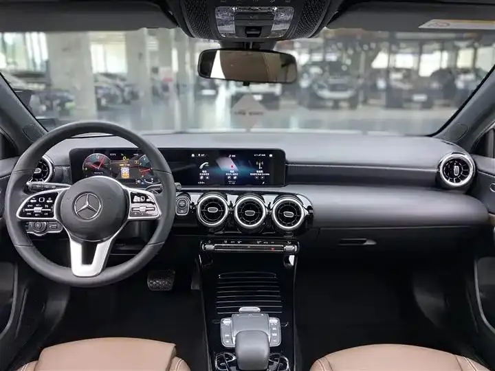 Mercedes Benz Class A (Imported) 2022 to Class A 200 Dynamic 11