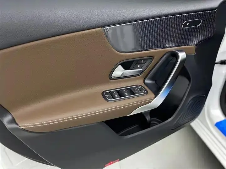 Mercedes Benz Class A (Imported) 2022 to Class A 200 Dynamic 19