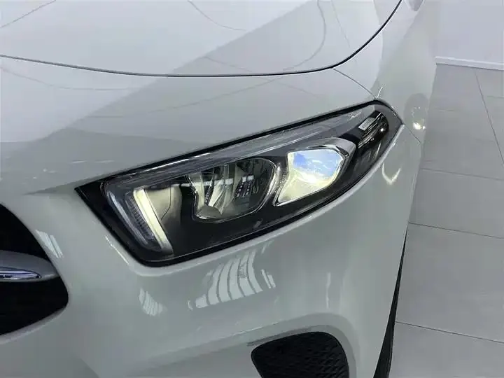 Mercedes Benz Class A (Imported) 2022 to Class A 200 Dynamic 28