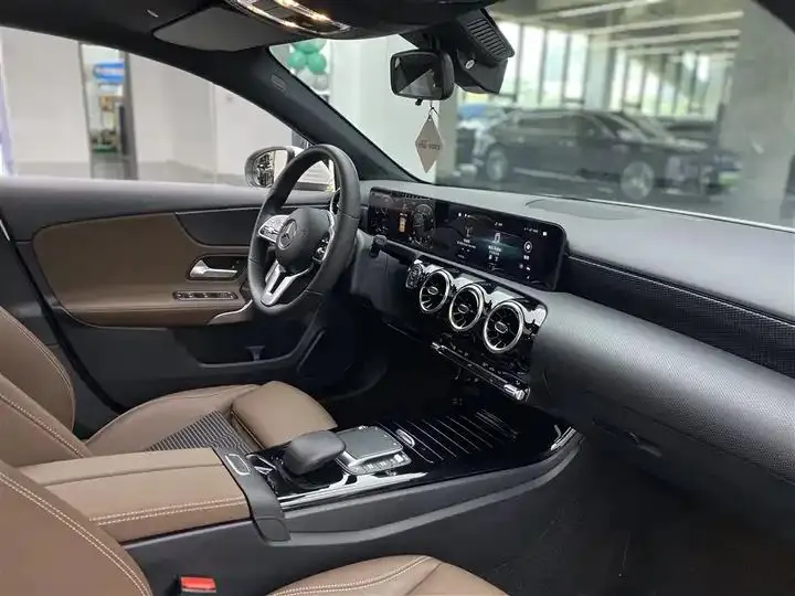 Mercedes Benz Class A (Imported) 2022 to Class A 200 Dynamic 9