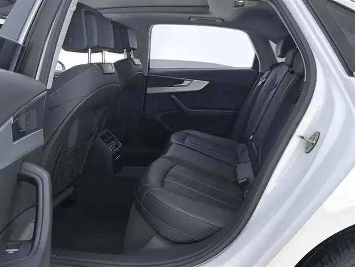 Audi A4L 2020 model 40 TFSI Luxury Dynamic Edition 11