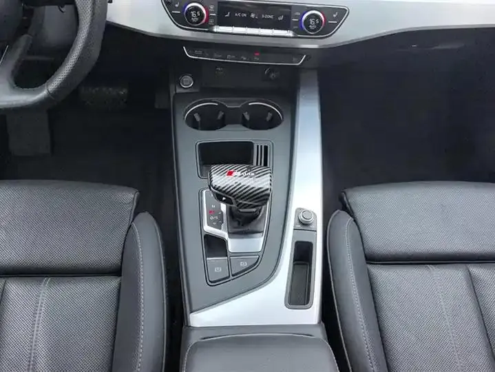 Audi A4L 2020 model 40 TFSI Luxury Dynamic Edition 16