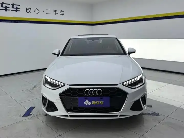 Audi A4L 2020 model 40 TFSI Luxury Dynamic Edition 2