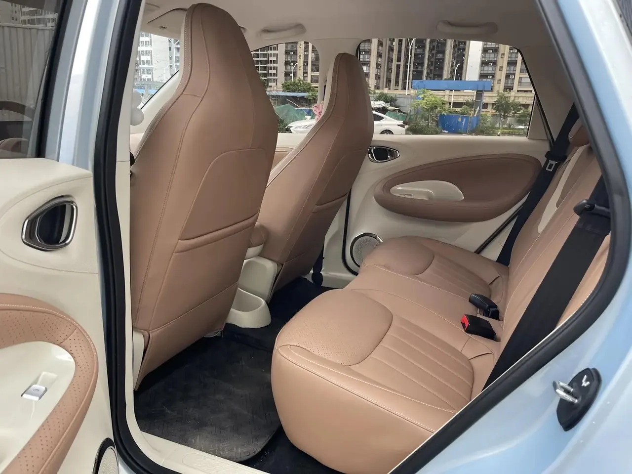 WuLing 2025 Plantronics 333km LingBox Enjoy Automatic Gear 8