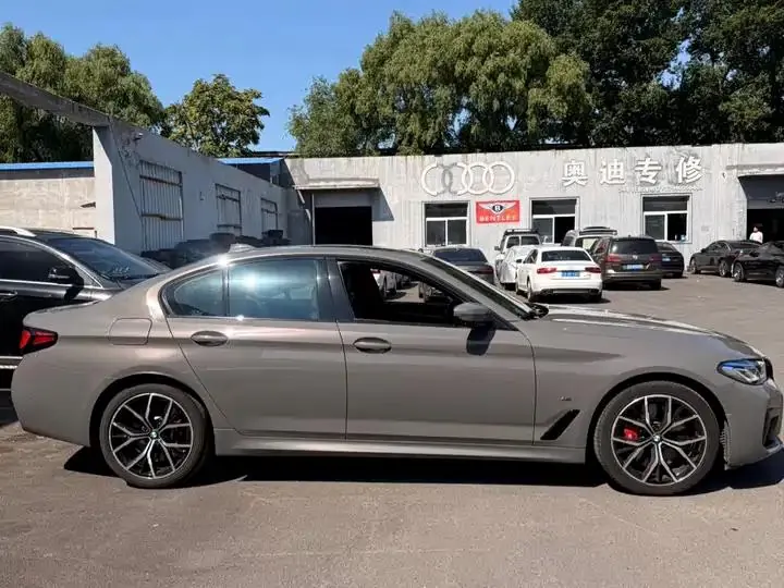 BMW 5 Series (Imported) 2021 540i Fashion Edition M Sports Suit 6