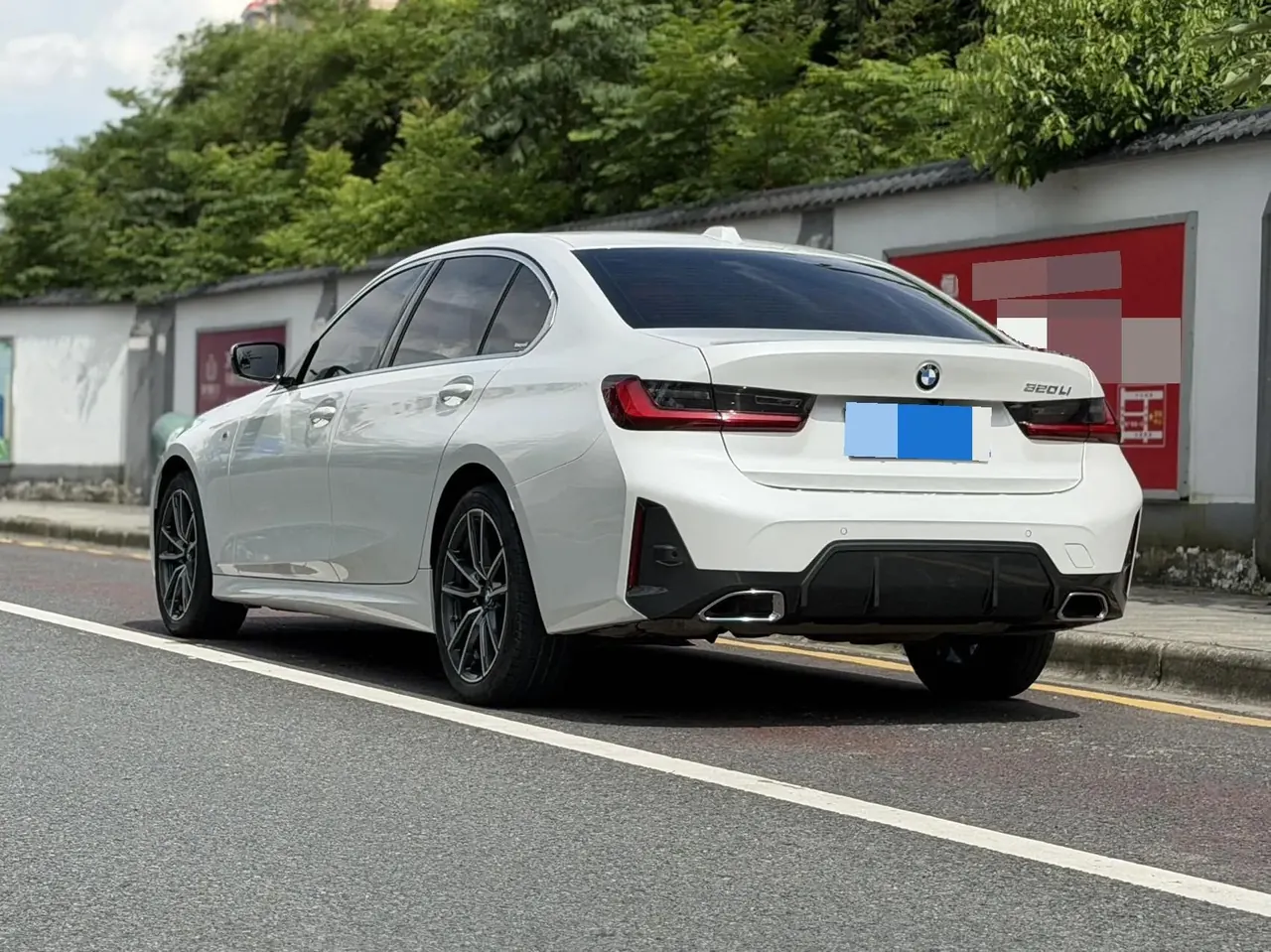 BMW 3 Series 2023 model 320Li M Sport Package 9
