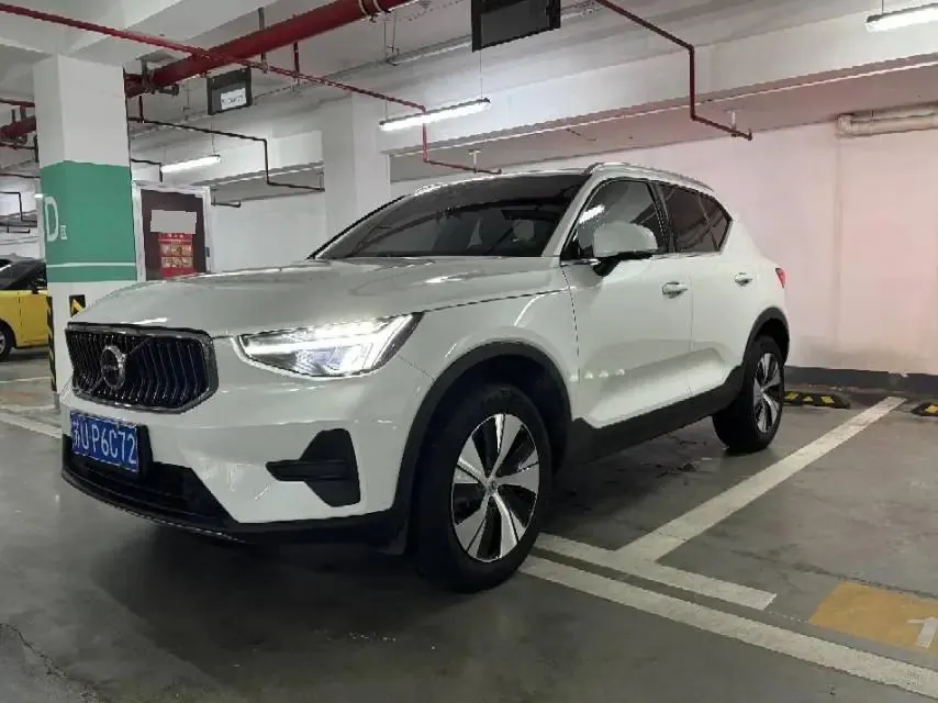 Open image lightbox: Volvo XC40 2023 B3 Zhiyuan Deluxe Edition