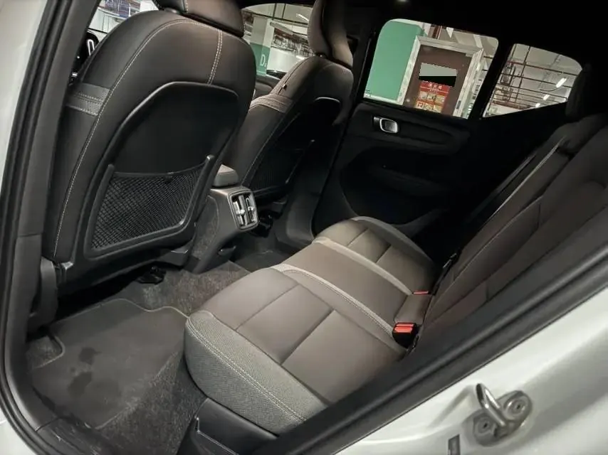 Volvo XC40 2023 B3 Zhiyuan Deluxe Edition 6