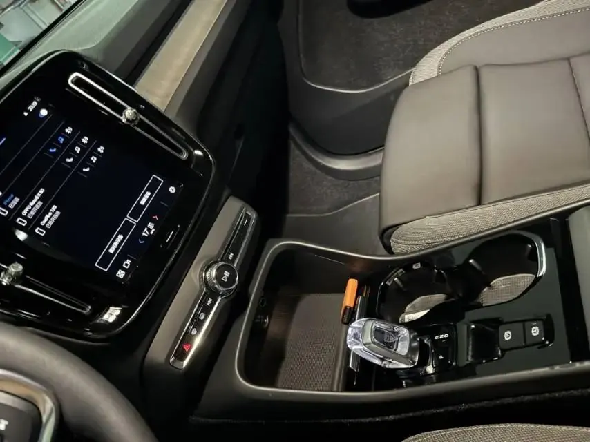 Volvo XC40 2023 B3 Zhiyuan Deluxe Edition 7