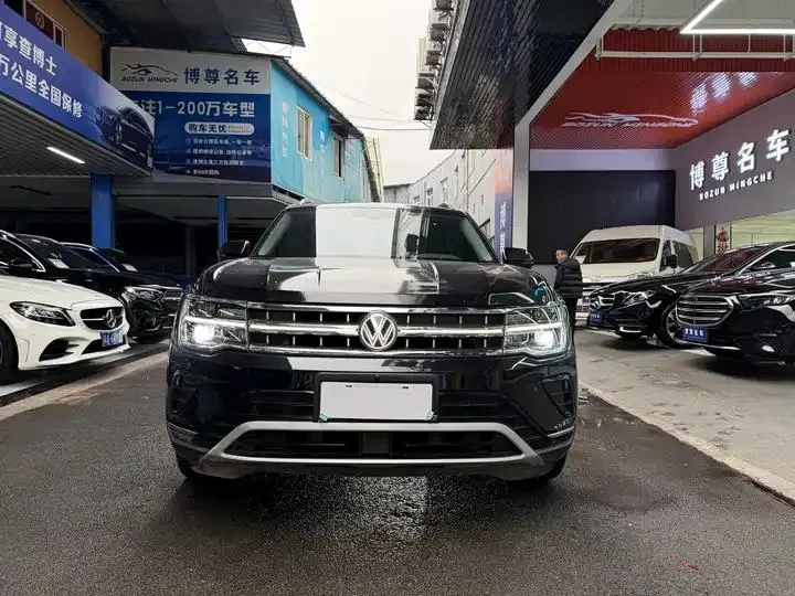 Tang 2024 380TSI All-Wheel-Drive Prestige Luxury Edition 2