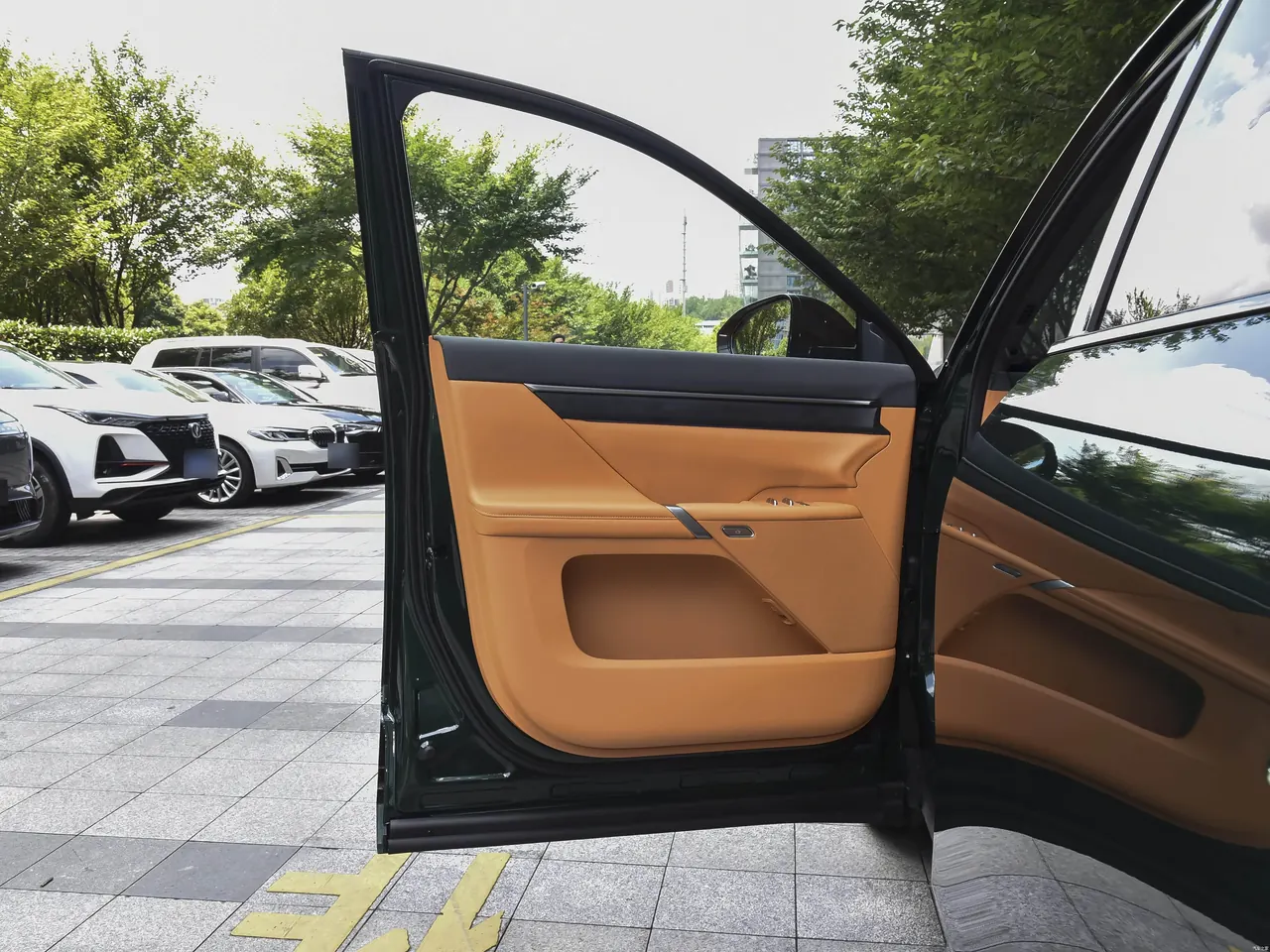 Eπ 008 2026 five-seat extended super-Zun version 12