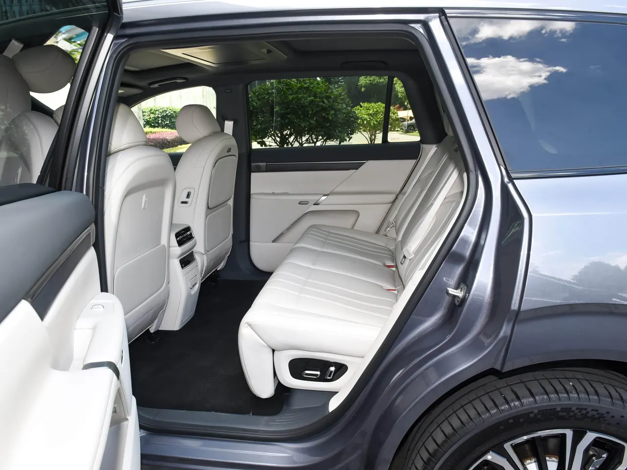 Eπ 008 2026 Five-seat Range-extended Ultra-wide Edition 10