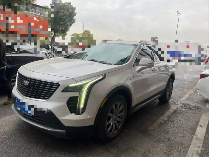 Cadillac XT4 2021 28T Two-Wheel Drive Premium Model - View 1