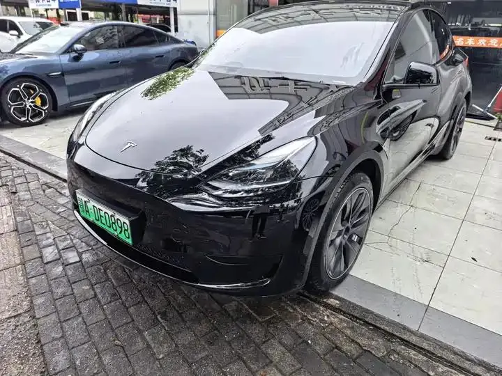 2022 Model Y Refreshed Rear-Wheel-Drive Version - View 1