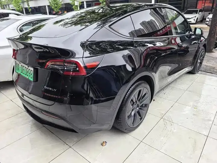 2022 Model Y Refreshed Rear-Wheel-Drive Version 8