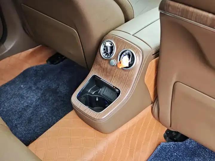 Mercedes Benz E-Class New Energy 2021 E 350 e L Plug-in Hybrid Car 12
