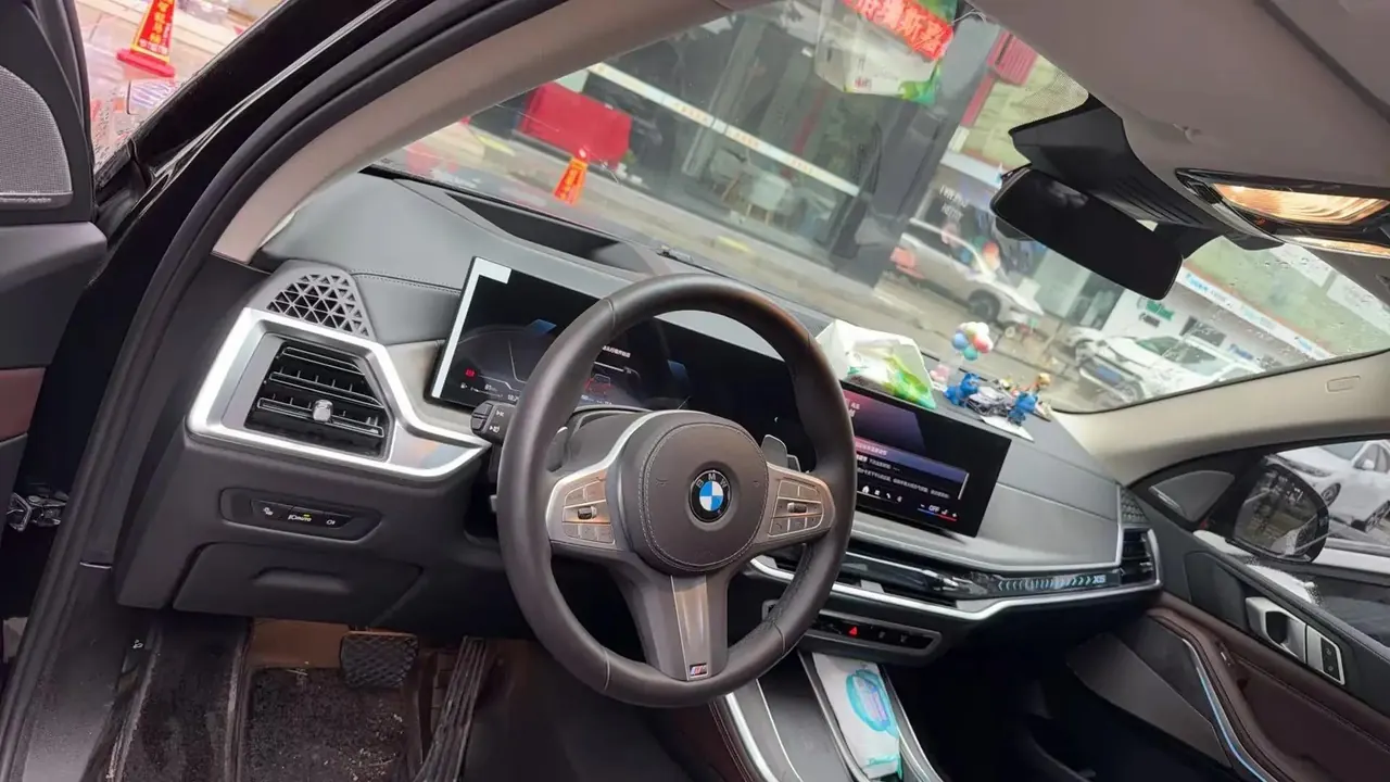 BMW 2025 X5 xDrive30Li 48V 2.0T exclusive m sports obsidian night suit automatic gear 6