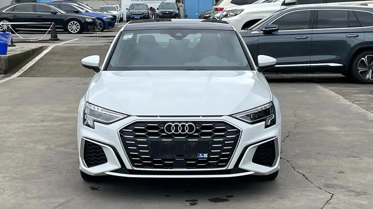Audi A3 2022 model A3L Limousine 35 TFSI Sporty Style 2