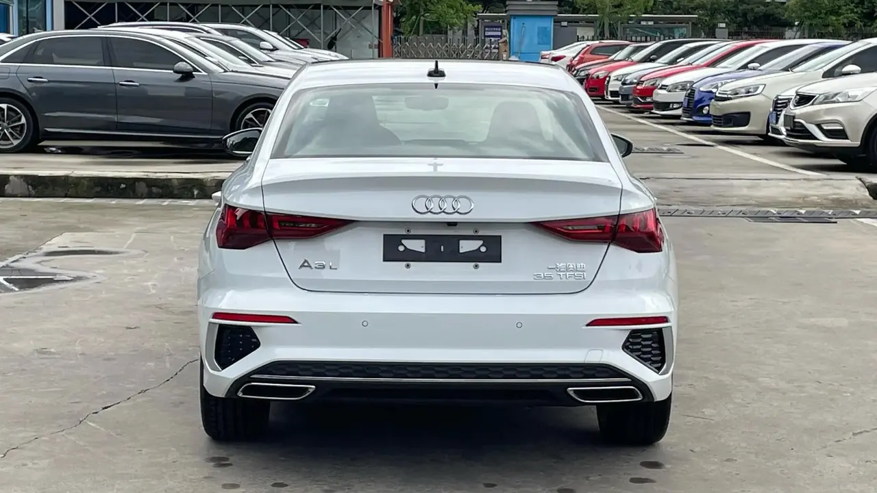 Audi A3 2022 model A3L Limousine 35 TFSI Sporty Style 5