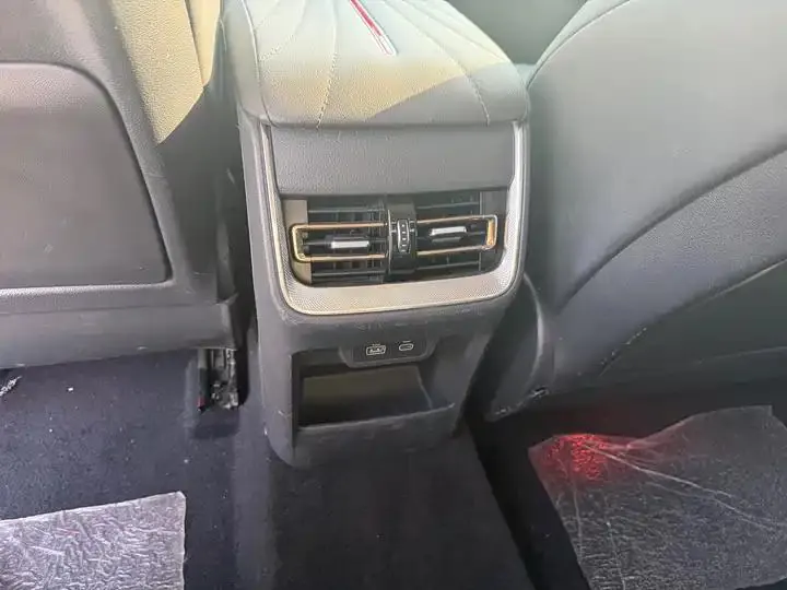 HongQi H5 2023 2.0T Auto Zhilian Flag Edition 11