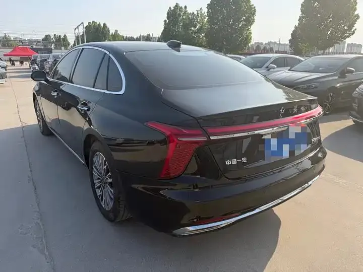 HongQi H5 2023 2.0T Auto Zhilian Flag Edition 15