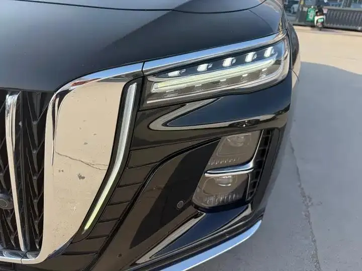 HongQi H5 2023 2.0T Auto Zhilian Flag Edition 4