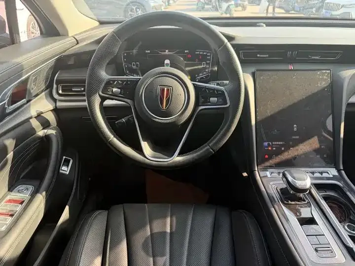 HongQi H5 2023 2.0T Auto Zhilian Flag Edition 8